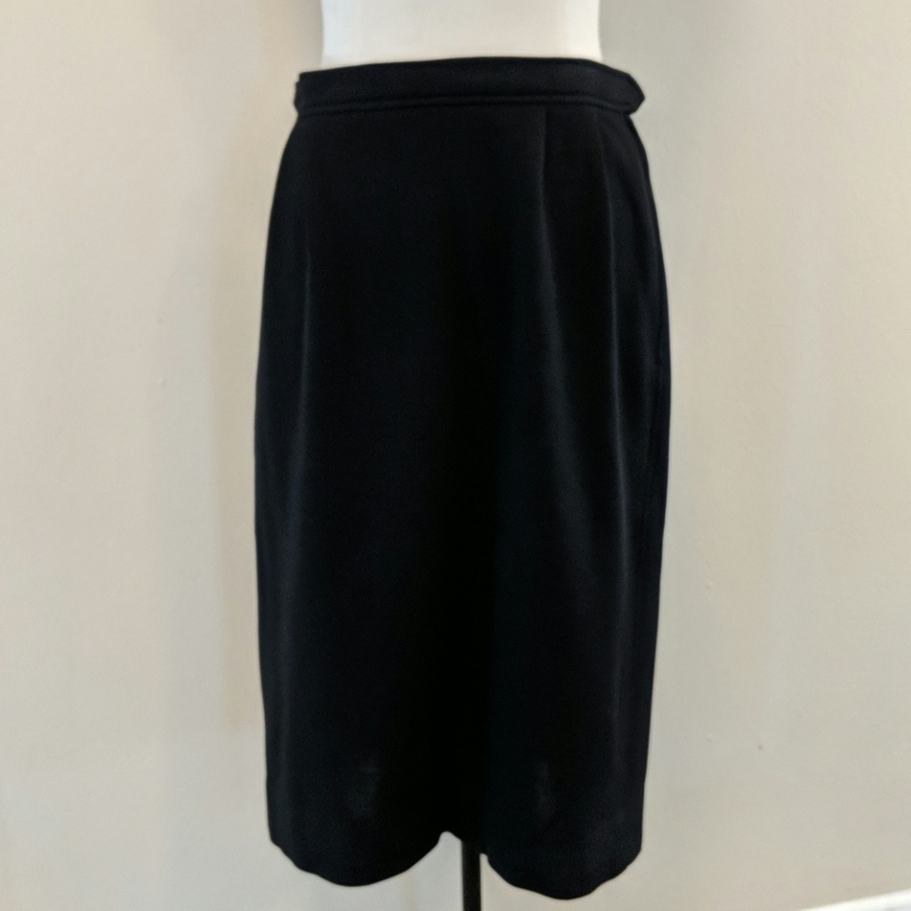 Ysl vintage black jersey stretchy skirt.